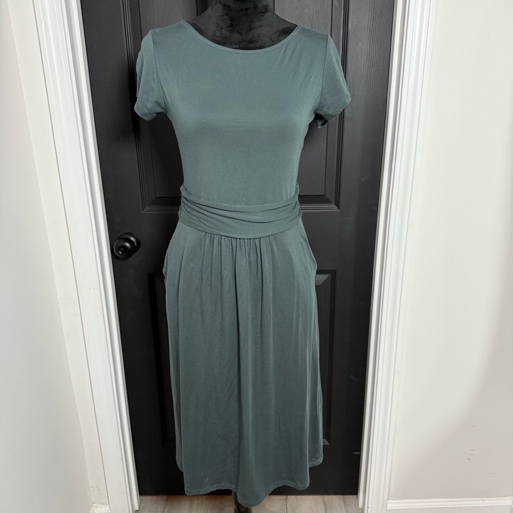 Quince Elegant Teal Midi Dress